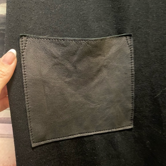 Black dress, leather arms and pockets - Picture 5 of 5